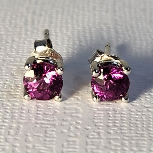 NIB VTG 925 Rhodolite Garnet 1.21cts Stud Earrings - Picture 3 of 11